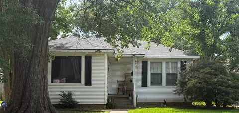 4437 Clingman, Shreveport, LA 71105