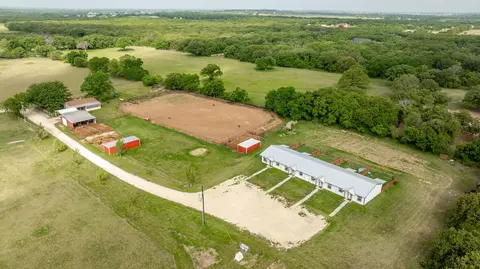 1450 Lincoln Dr, Stephenville, TX 76401