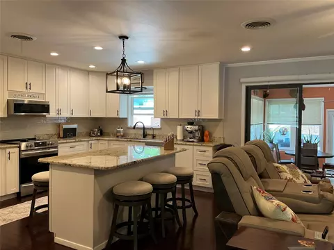 Kitchen - 900 N Elm St, Comanche, TX 76442 photo 3 of 4
