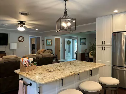 Kitchen - 900 N Elm St, Comanche, TX 76442 photo 4 of 4