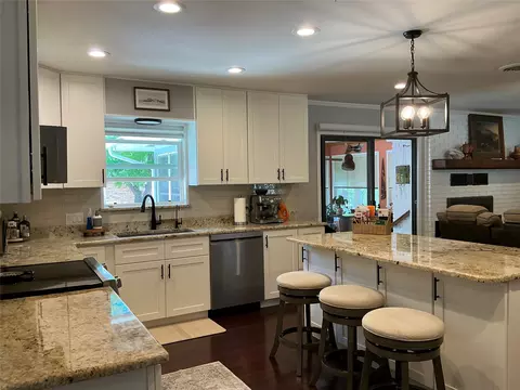 Kitchen - 900 N Elm St, Comanche, TX 76442 photo 1 of 4