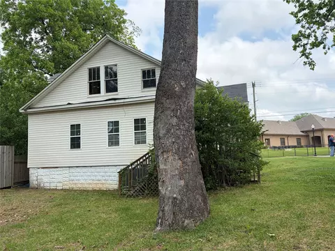Exterior - 213 215 Mcdonald St, Minden, LA 71055 photo 3 of 3