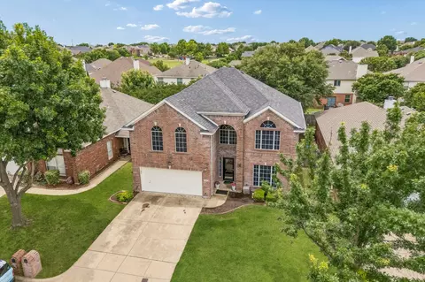 4501 Stepping Stone Dr, Fort Worth, TX 76123