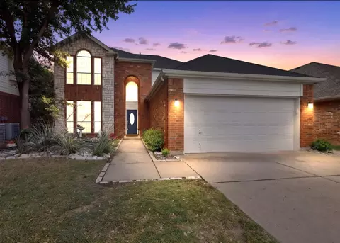 4408 Chris Dr, Fort Worth, TX 76244