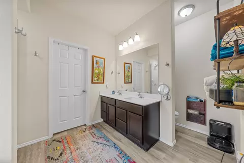 Bath - 3204 Beutel Rd, Lorena, TX 76655 photo 2 of 3