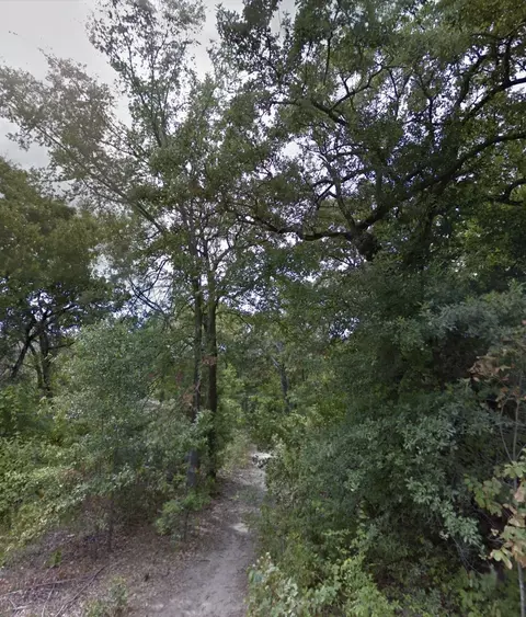191 Coahoma St, Mabank, TX 75156