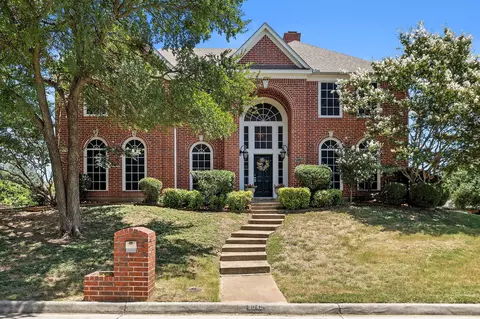 8049 Sunscape Ln, Fort Worth, TX 76123