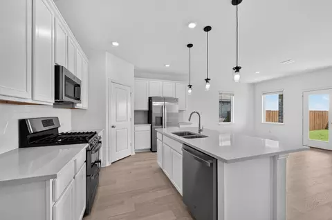 Kitchen - 2625 Glacier Rd, Anna, TX 75409 photo 2 of 3