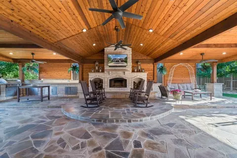 1037 Canterbury Ln, Forney, TX 75126