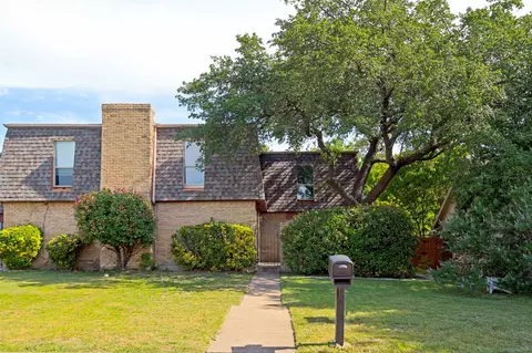 7921-7923 Habersham Ln, Dallas, TX 75248