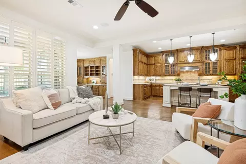 675 Brookstone Dr, Irving, TX 75039