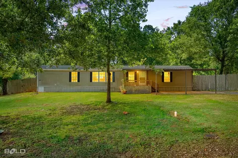 8977 W Picturesque Dr, Greenwood, LA 71033
