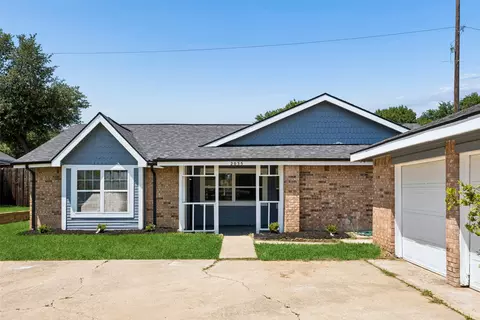 2035 Sancerre Ln, Carrollton, TX 75007