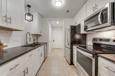 7492 E Northwest Hwy #143, Dallas, TX 75231