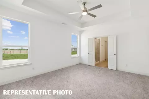Entry Way - 1026 Splitrock Dr, Allen, TX 75013 photo 2 of 3