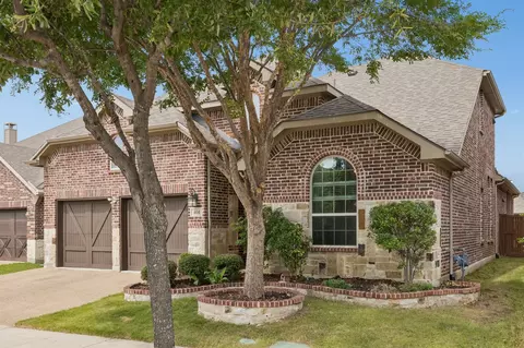 404 Warwick Blvd, The Colony, TX 75056