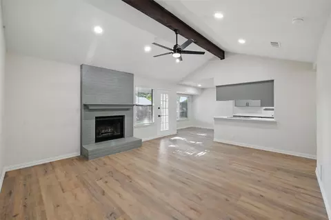 7932 Berrybrook Dr, Watauga, TX 76148