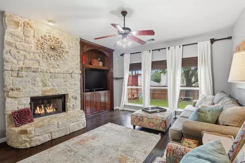 2917 Spotted Owl Dr, Fort Worth, TX 76244