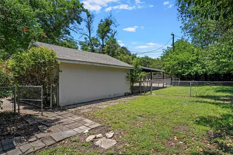 Exterior - 3225 Windsor Ave, Waco, TX 76708 photo 7 of 8