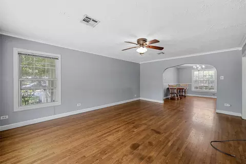 Living - 3225 Windsor Ave, Waco, TX 76708 photo 1 of 2
