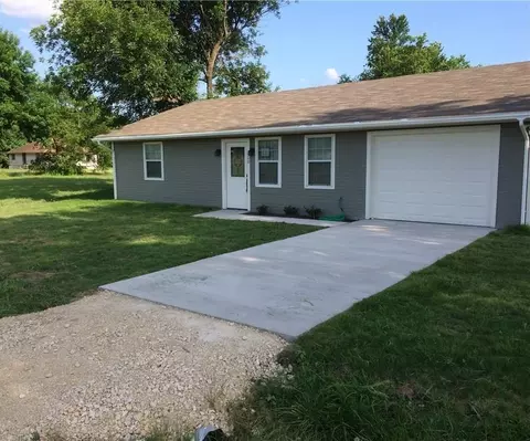 600 Pacific St E, Honey Grove, TX 75446