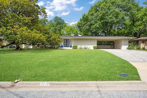624 Westwood Dr, Sherman, TX 75092