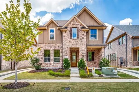 1813 Lakemont Dr, Van Alstyne, TX 75495