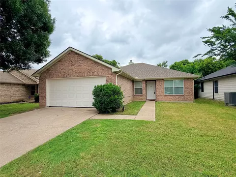 8018 Arkan Pkwy, Dallas, TX 75241