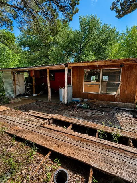 180 Canyon Dr, Whitney, TX 76692