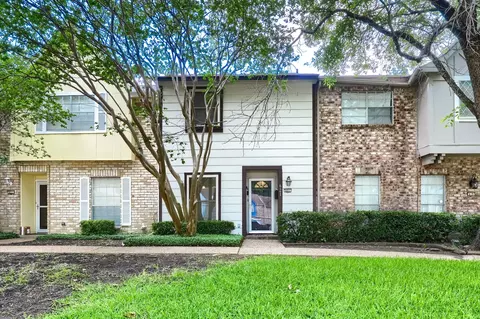 621 Trailwood Ct, Garland, TX 75043