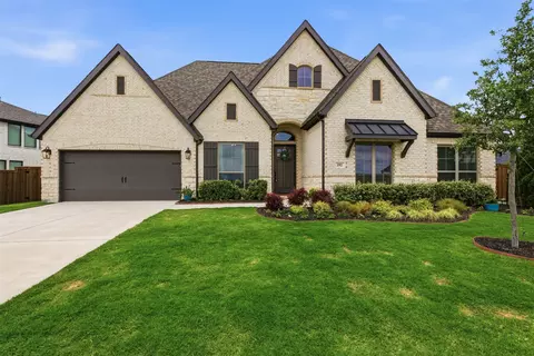 192 Shoreview Dr, Rhome, TX 76078