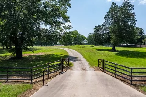 455 Vz County Road 2808, Mabank, TX 75147