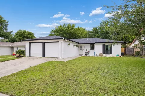 6649 Fair Meadows Dr, Watauga, TX 76148