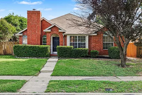 10761 Castle Dr, Frisco, TX 75035