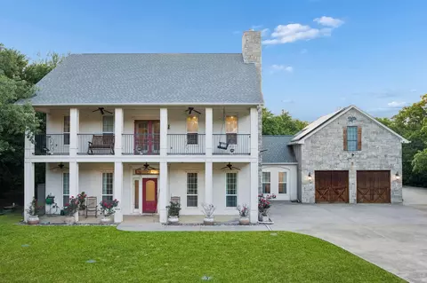 660 Alexandrite Dr, Oak Point, TX 75068