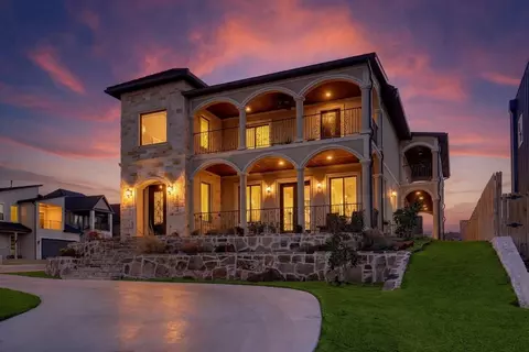 9033 Quarry Hill Ct, Fort Worth, TX 76179