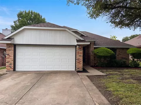 1502 Allen Dr, Cedar Hill, TX 75104