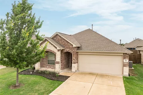 903 Spruce Ln, Princeton, TX 75407