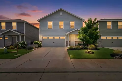 2926 Lorena Jordan Rd, Dallas, TX 75212