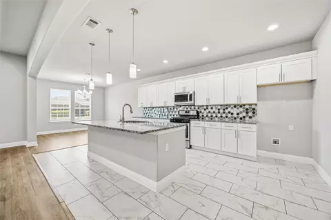 Kitchen - 8409 Willowbrook Dr, Rowlett, TX 75088 photo 1 of 2