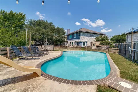8321 Bristol Ct, Rowlett, TX 75089