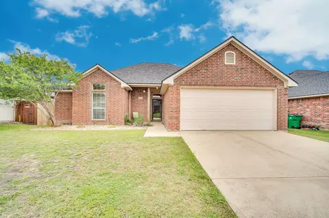 614 Jordan Ln, Waxahachie, TX 75165