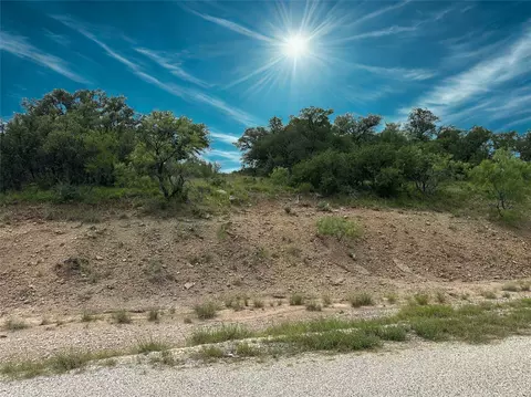 274 Summer Wind Dr, Brownwood, TX 76801