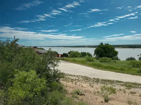 274 Summer Wind Dr, Brownwood, TX 76801