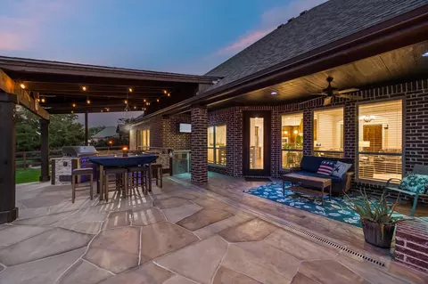 Exterior - 801 Eagle Pass, Royse City, TX 75189 photo 7 of 10