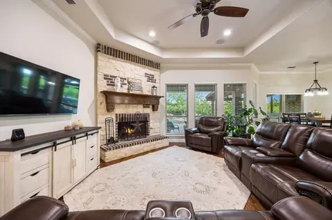 Living - 801 Eagle Pass, Royse City, TX 75189 photo 1 of 2