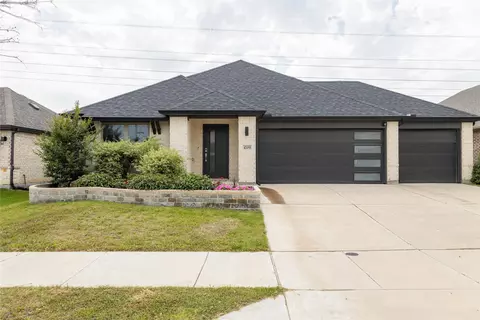 4709 Mayflower Dr, Venus, TX 76084
