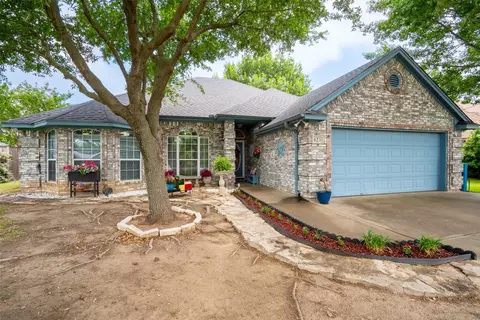 623 Newlin Ln, Granbury, TX 76048