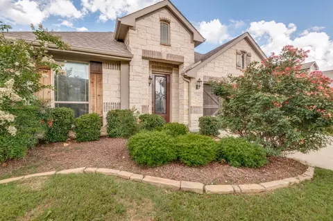 734 Larkspur Ln, Midlothian, TX 76065