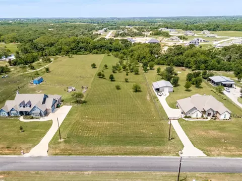 1009 Finney Dr, Weatherford, TX 76085